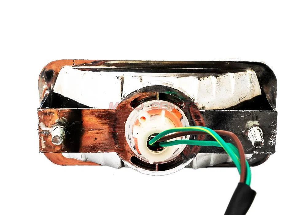 Lampa tył ATV 125 — ujęcie 2