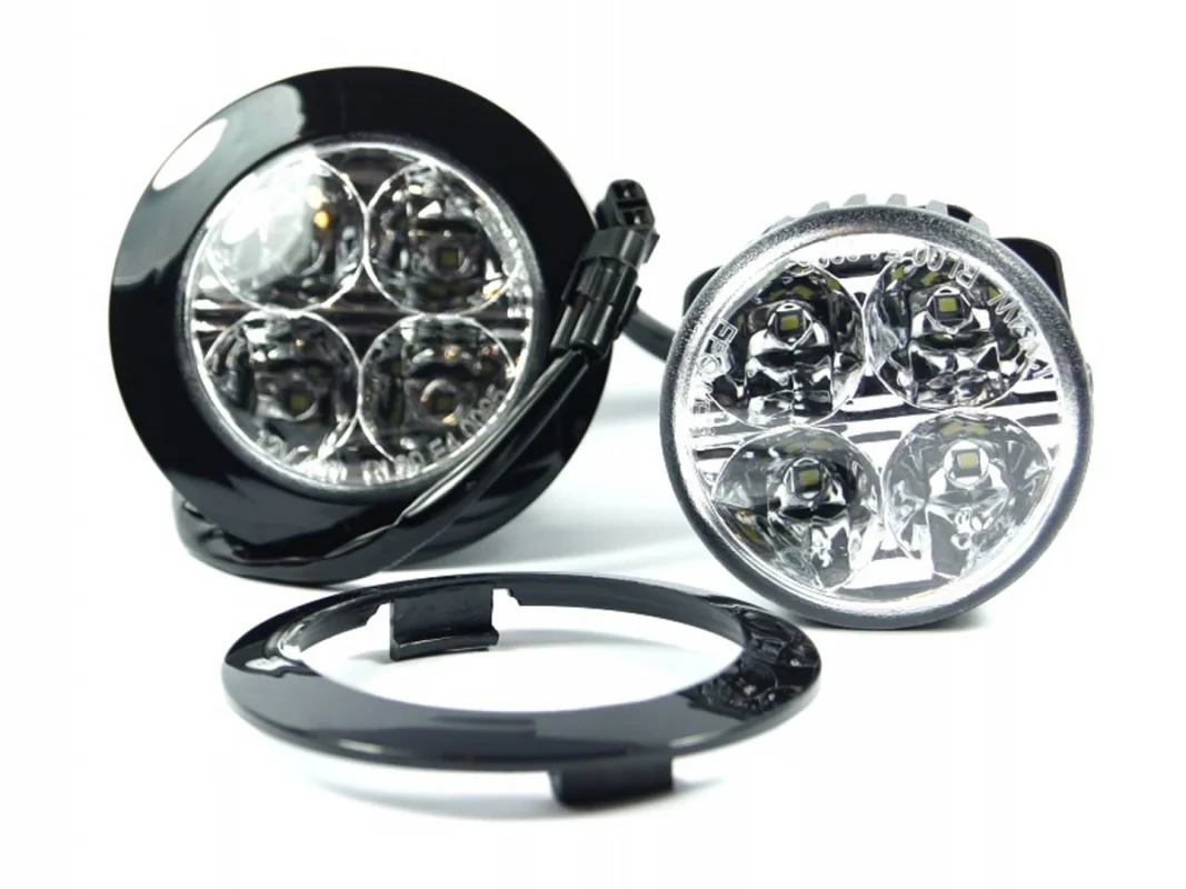 Lampy dzienne diodowe MTech 12V 4x1W HP LED OKRĄGŁE POŁYSK — ujęcie 3