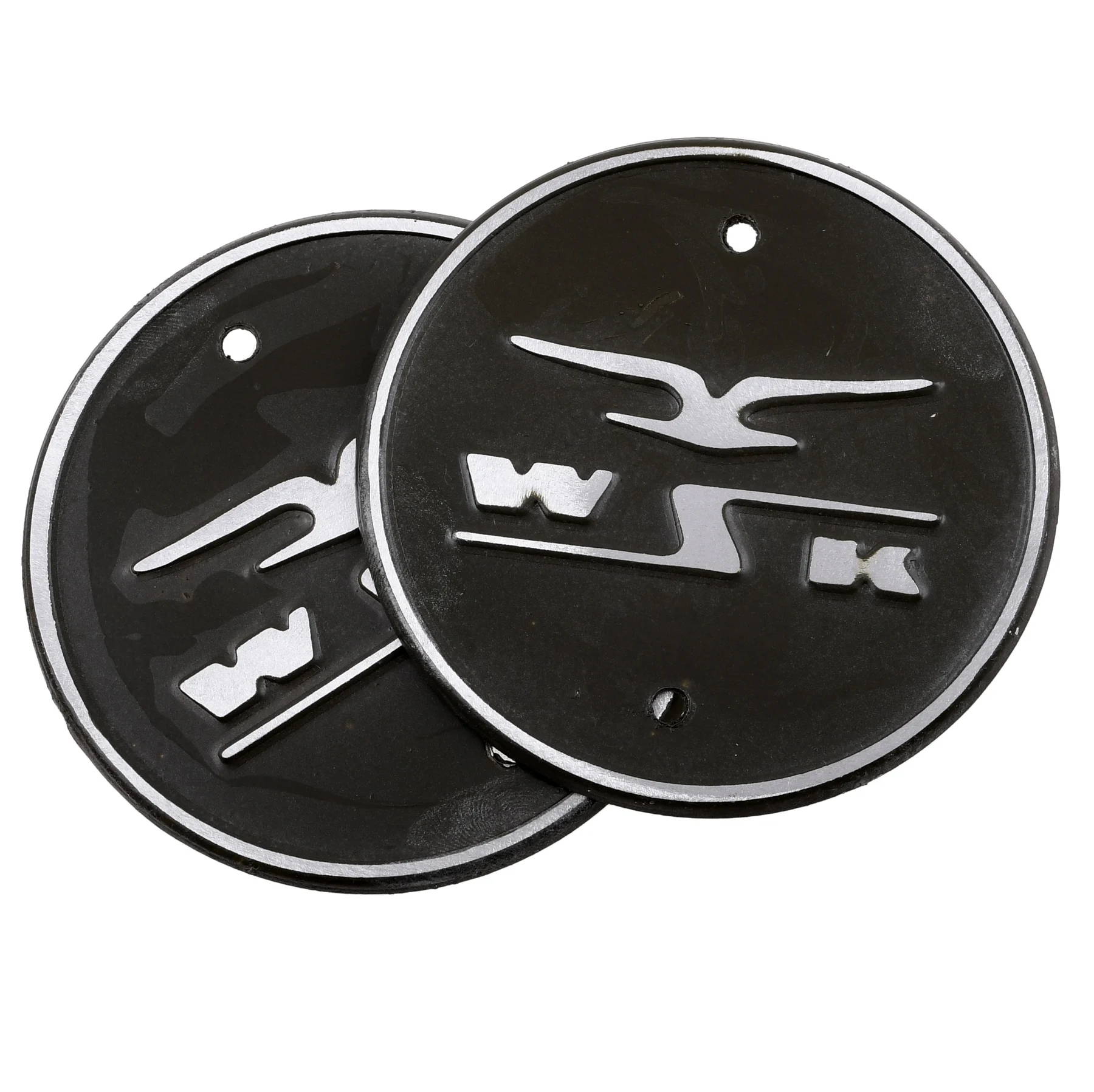 Emblemat zbiornika paliwa WSK aluminium tłoczony przykręcany czarny kpl. PL — ujęcie 1