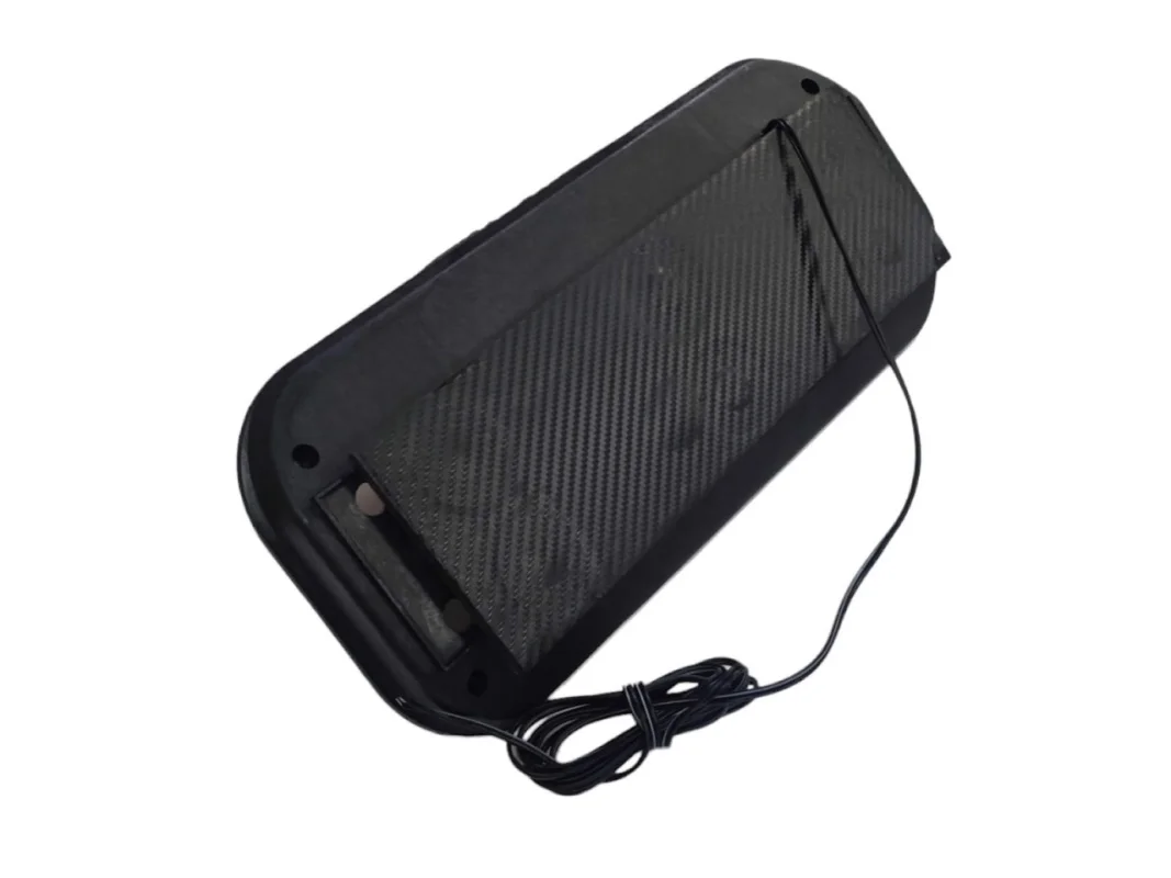 Lampa # Sygnalizator # Znak TAXI - na magnes BIAŁY z wtyczką zapalniczki — ujęcie 6