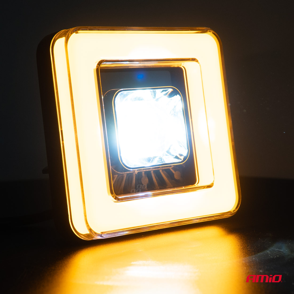 Lampa robocza szperacz LED AWL57 45 W 6500K 8000lm 12 V 24 V — ujęcie 4