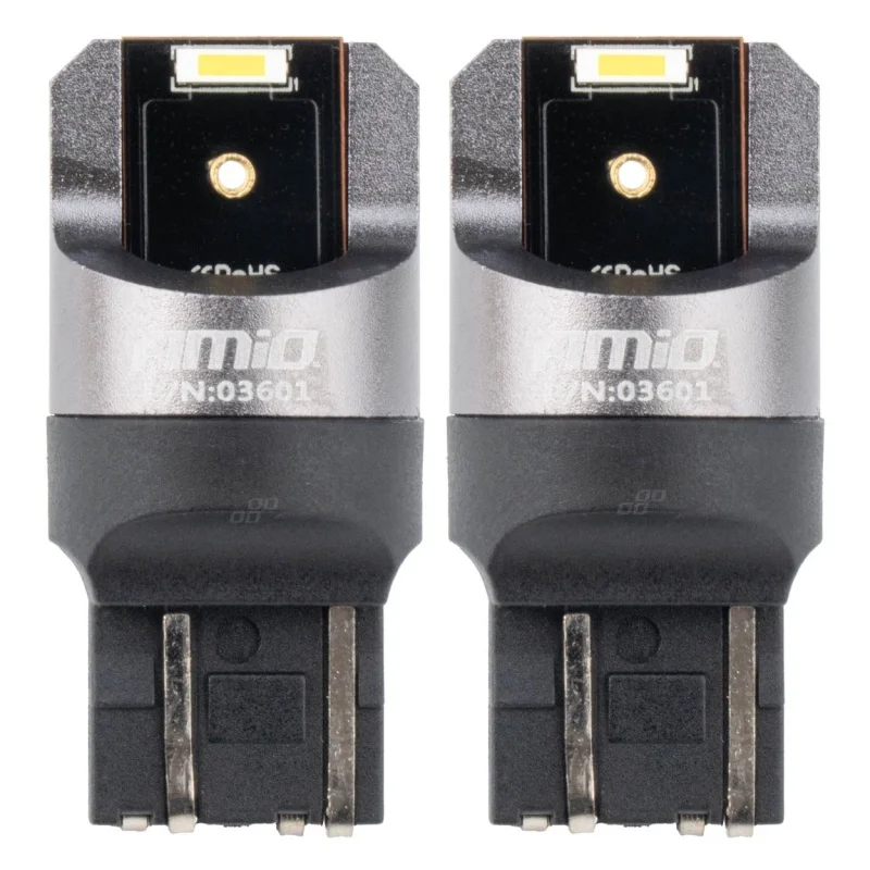 Żarówka W21/5W 12V/24V 2xLED SMD1860 CANBUS biała AMIO (2szt.) — ujęcie 2
