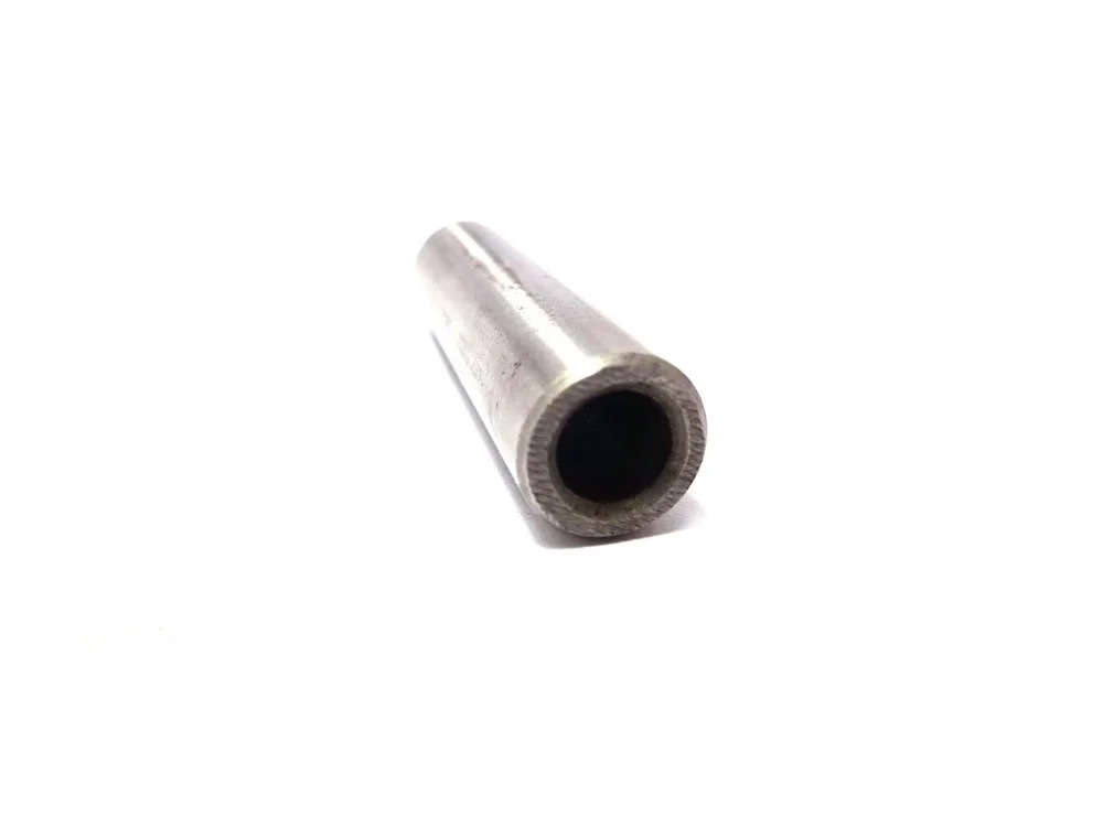 Sworzeń tłoka 10 × 37 mm skuter — ujęcie 2