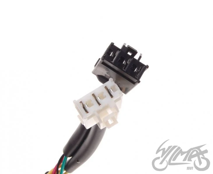 Regulator napięcia do Hondy PES125 SH125 — ujęcie 3