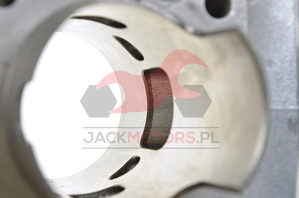 Cylinder Simson 70/5/3M racing MK2 membrana + tłok keystone / Barikit kpl. · tłok Barikit 1P — ujęcie 3