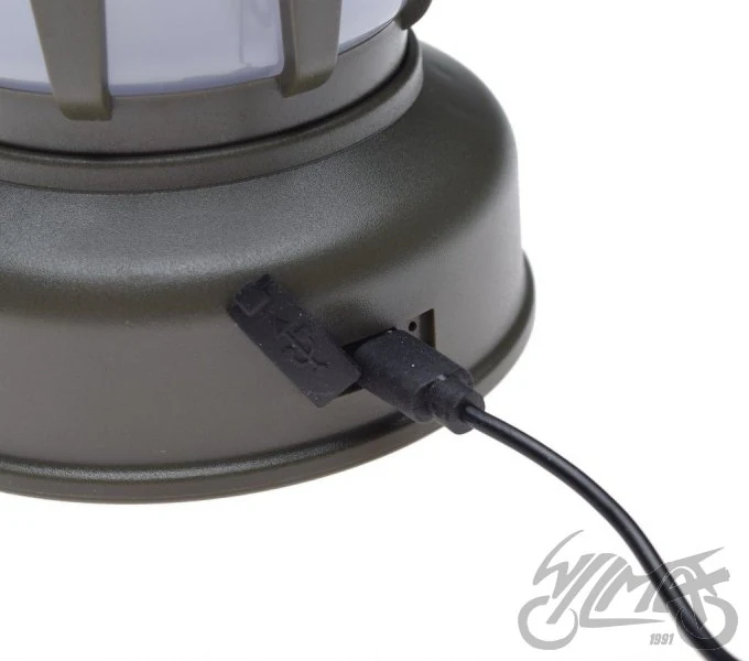 Lampa kempingowa retro — ujęcie 3