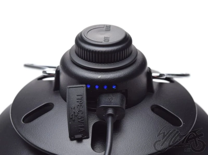 Lampa retro camping power bank — ujęcie 2
