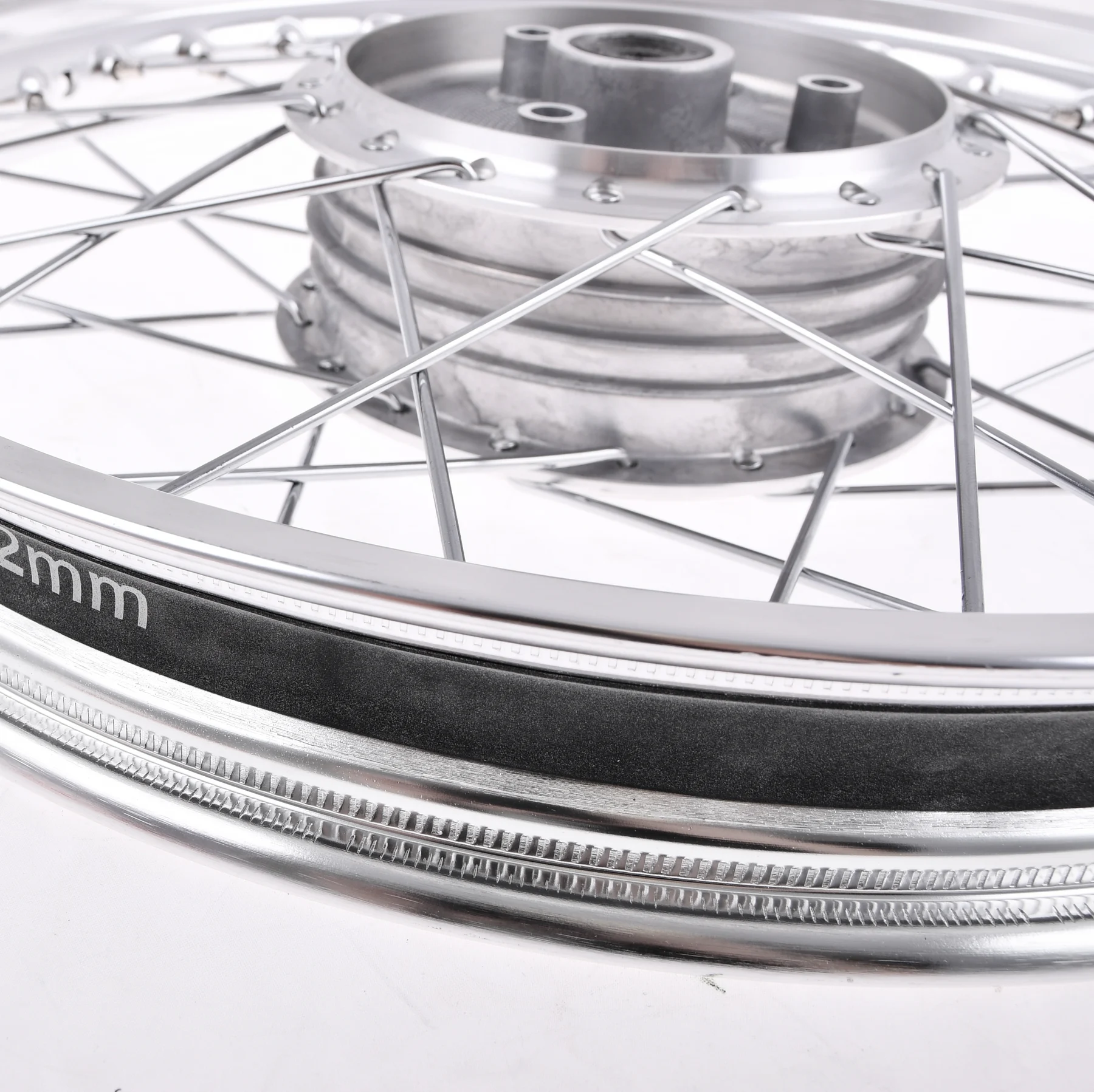 Koło jezdne Simson 1,5 × 16 aluminium chrom S50/51/70 MZA — ujęcie 2