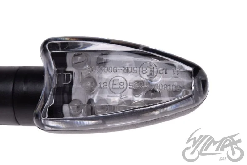 Kierunkowskazy LED 12 V — owalne, biały klosz, para AM1301 — ujęcie 2