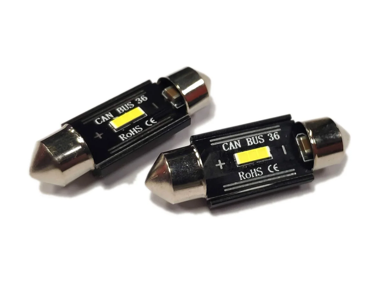 Żarówka rurkowa SV8.5 12V/24V 36mm SMD UltraBright 1860 Festoon CANBUS bipolarna biała AMIO (2szt.) — ujęcie 4
