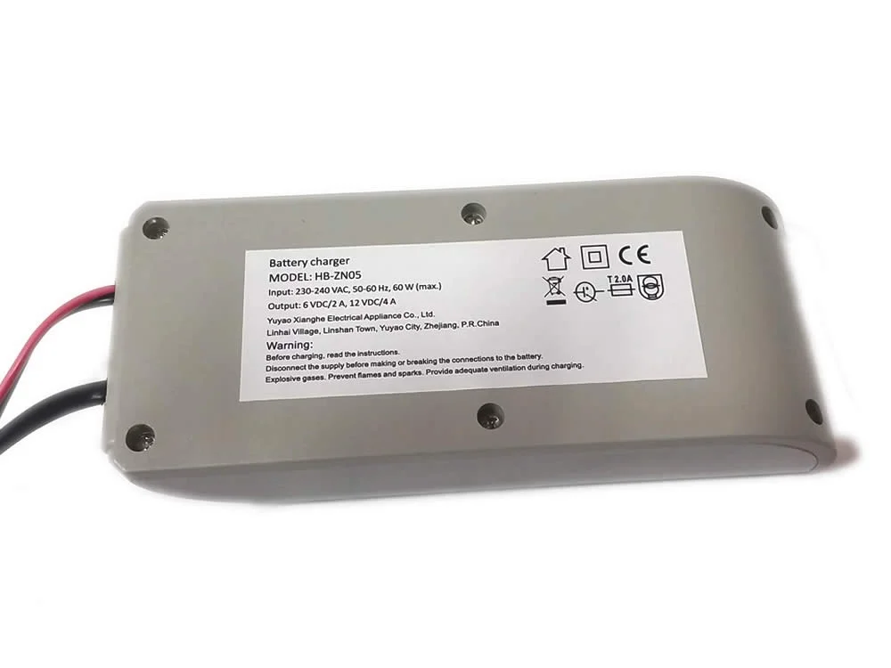 Prostownik samochodowy / ładowarka impulsowa (cyfrowa) 6V/12V 4A — ujęcie 2
