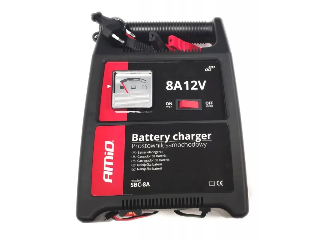Prostownik / ładowarka akumulatora 12V 8A ze wskazówką AMIO SBC-8A — ujęcie 5
