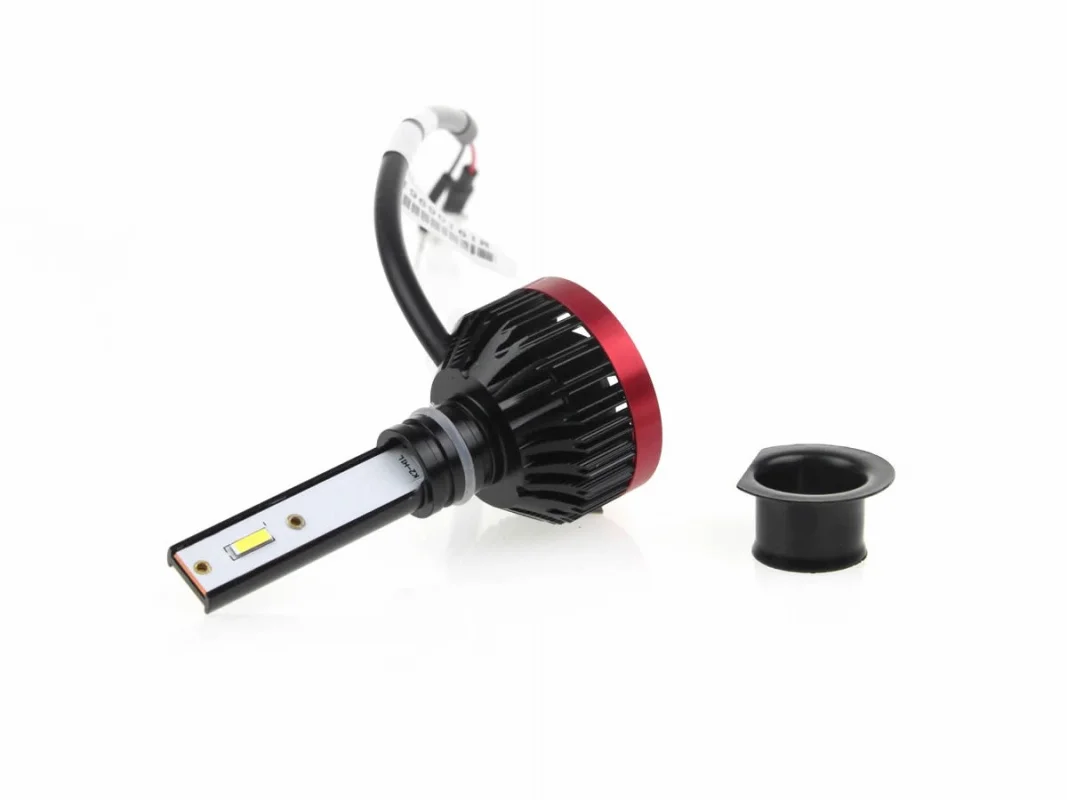 Żarówki H1 6000K 50W LED AMIO BF Series (2szt.) — ujęcie 2