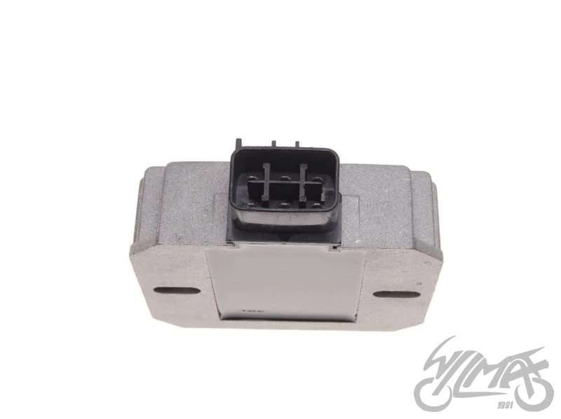 Regulator napięcia do Suzuki Burgman 250 400 — ujęcie 3