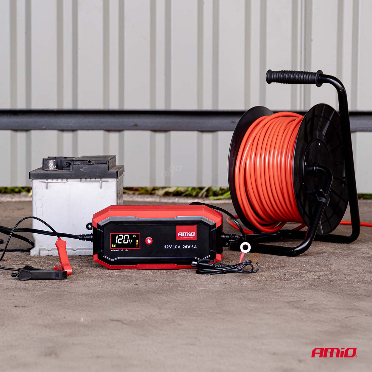 Prostownik cyfrowy AGM GEL STD LFP MAX 10A 12 V 24 V PRO — ujęcie 2