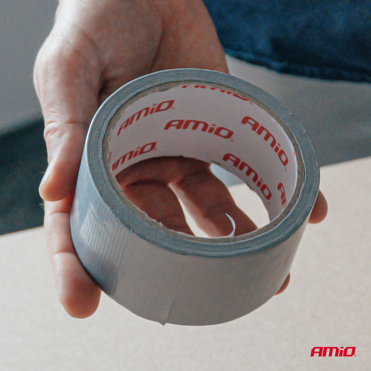 Taśma techniczna szara 48 mm x 15m x 0,19 mm — ujęcie 3