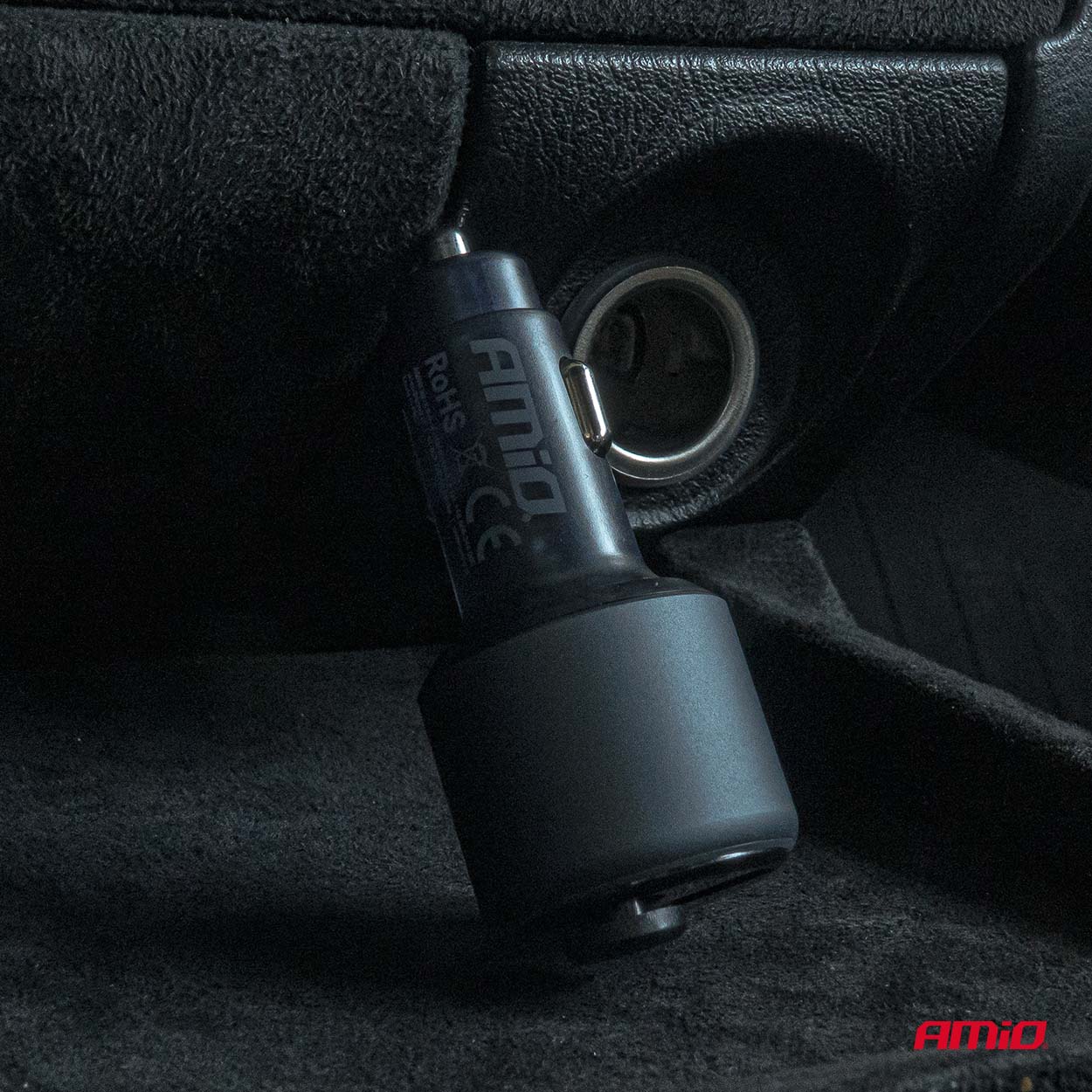 Transmiter samochodowy FM 1×USB-A 1×USB-C 12 V 24 V — ujęcie 4
