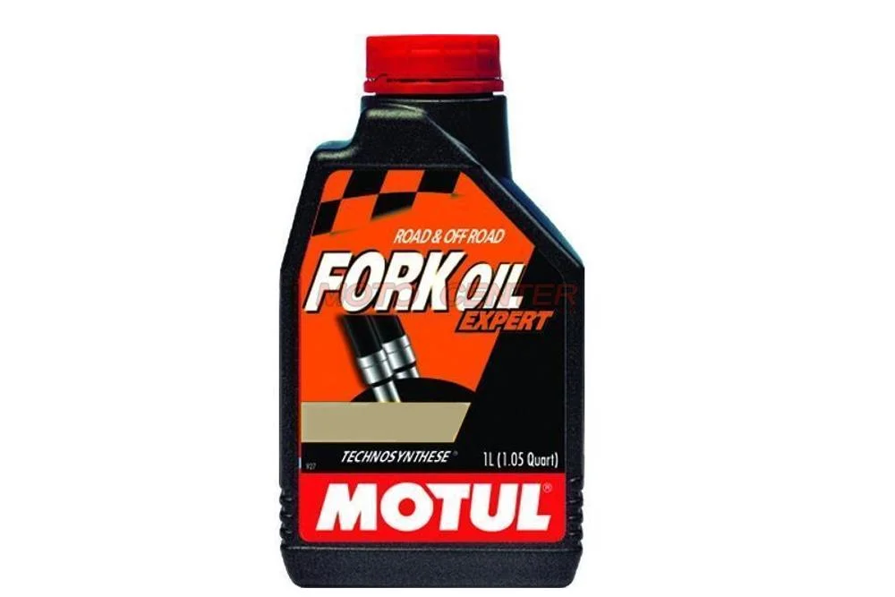 Motul Fork Oil FACTORY LINE VERY LIGHT 2,5W 1L olej do zawieszeń — ujęcie 2