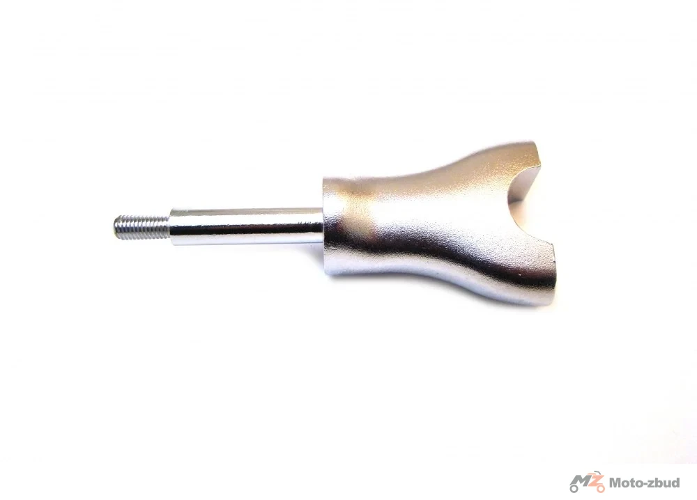 Junak M11 125 cm³/320 cm³ obejma mocowania kierownicy (górna) (rozstaw śrub 35,5 mm) (chrom)