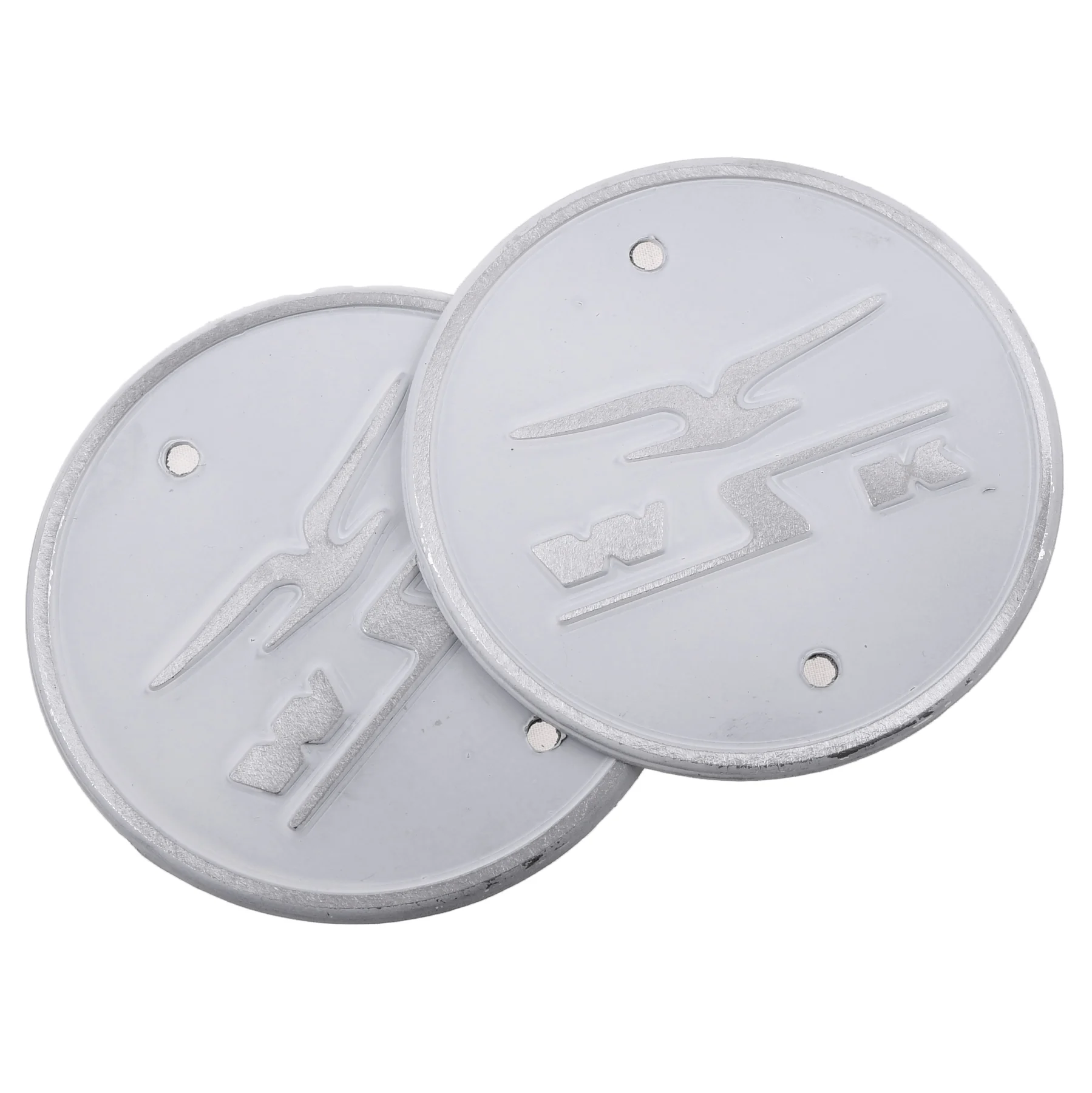 Emblemat zbiornika paliwa WSK aluminium tłoczony przykręcany biały kpl. PL — ujęcie 1