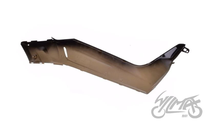 Osłona boczna lewa czarna do Yamahy X-Max 125 — Yamaha XMAX 125 — ujęcie 2