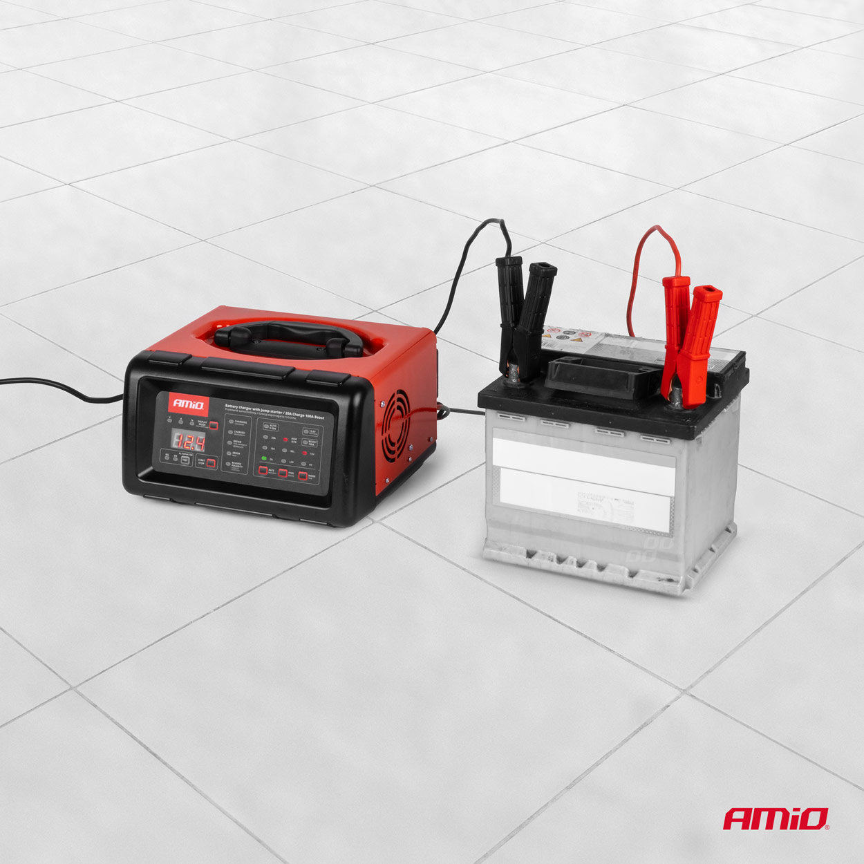 Prostownik cyfrowy z funkcją rozruchu booster jump starter 20A 6 V 12 V — ujęcie 6