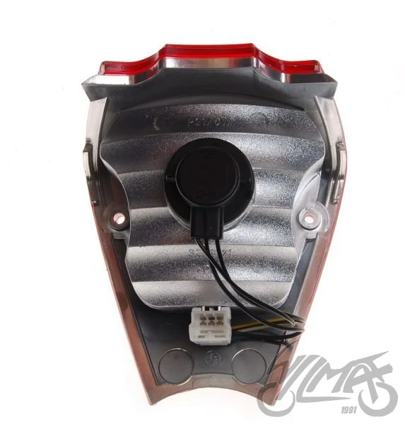 Lampa tylna do Piaggio Fly 125 / Fly 50 — PFLY2421 — ujęcie 3
