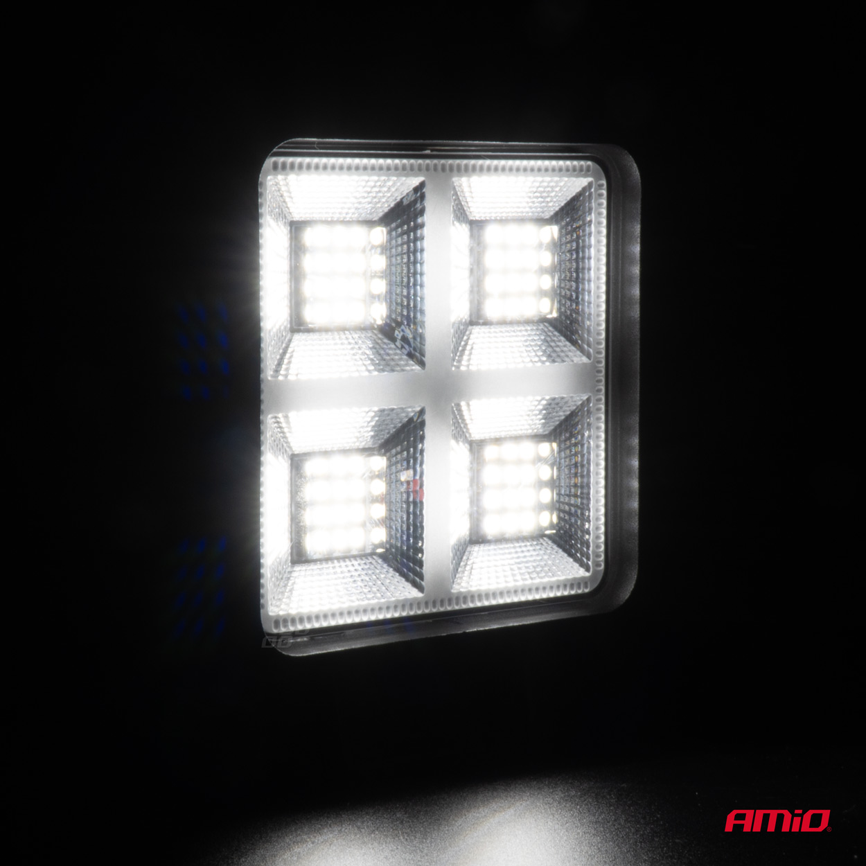 Lampa robocza szperacz LED AWL59 68 W 6500K 8000lm 12 V 24 V — ujęcie 2