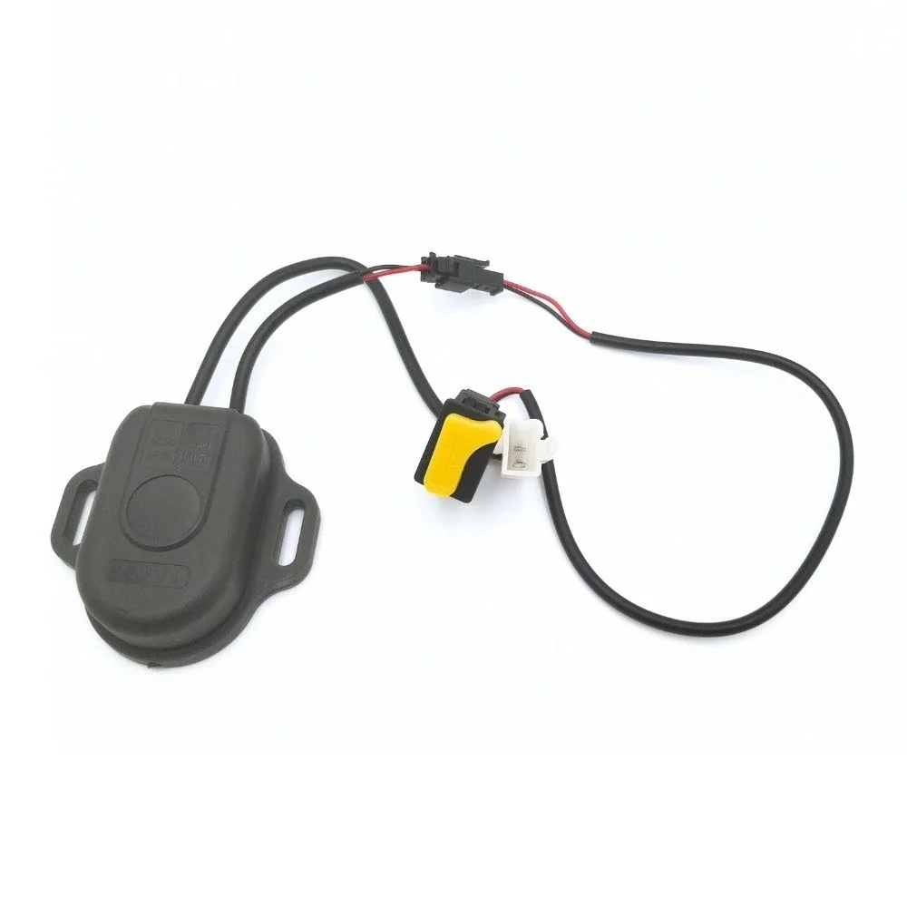 Junak 712 gniazdo USB kpl.