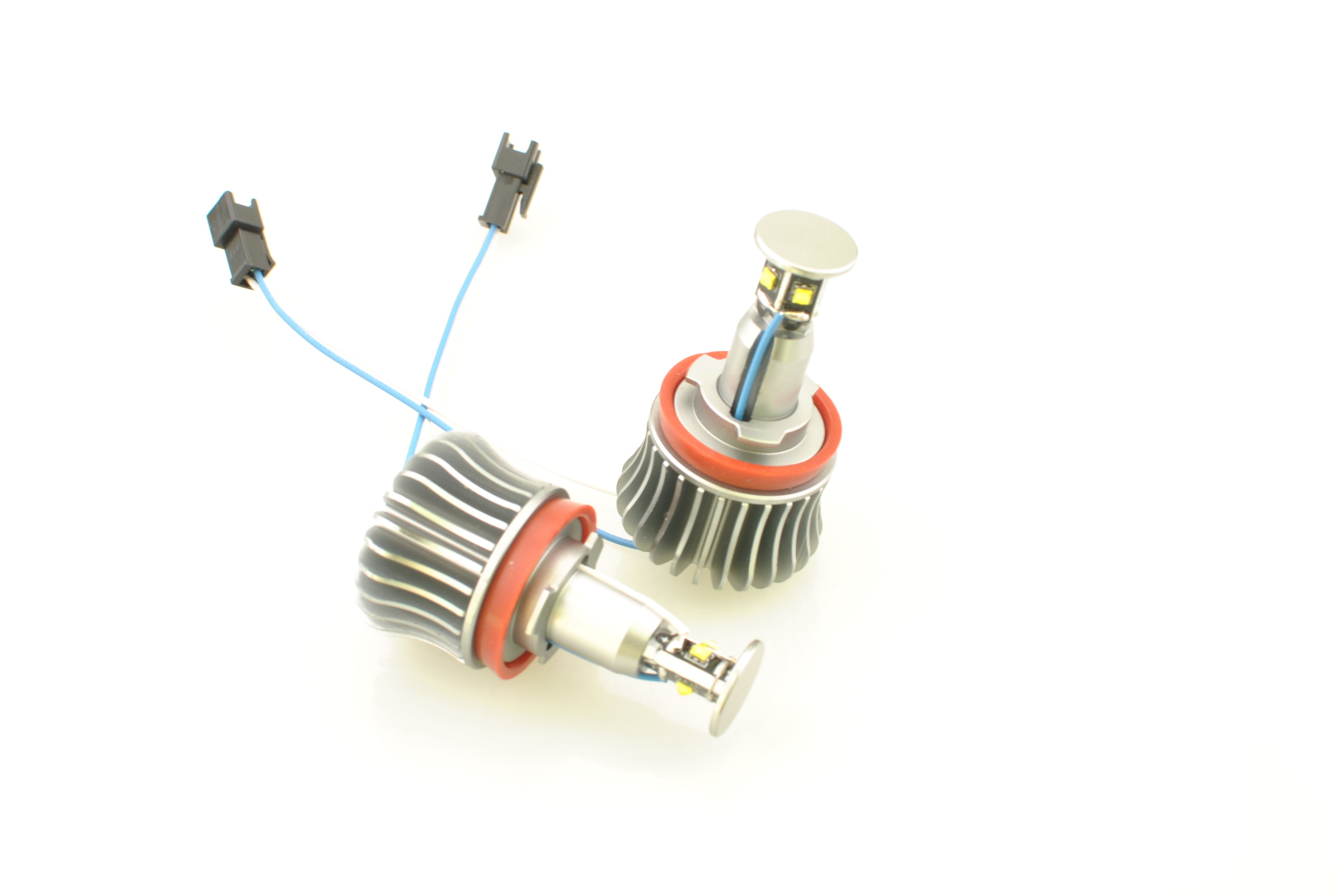 Żarówka LED markery H8-40W-CREE BMW, 2 szt. M-Tech LMH820W — ujęcie 3