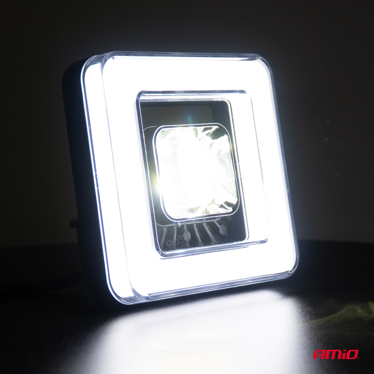Lampa robocza szperacz LED AWL57 45 W 6500K 8000lm 12 V 24 V — ujęcie 2