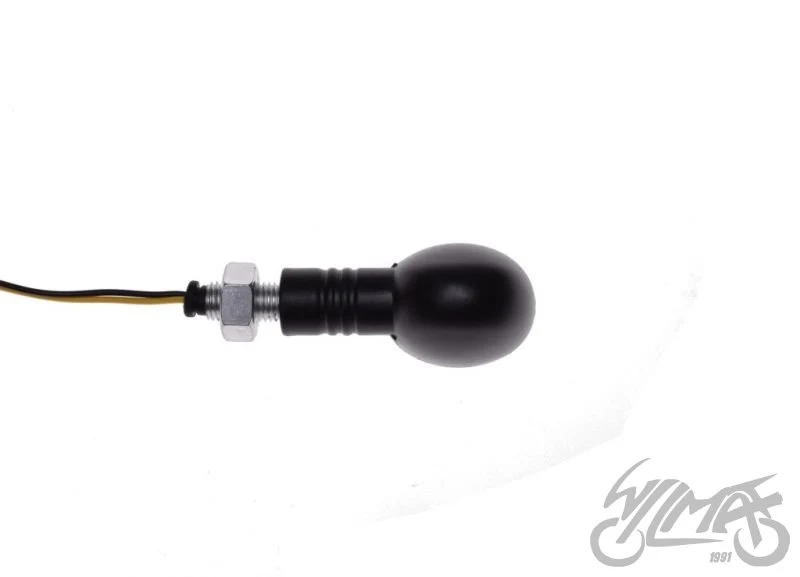 Kierunkowskaz LED 12 V lewy tylny — AM1322L — 1 sztuka — ujęcie 3