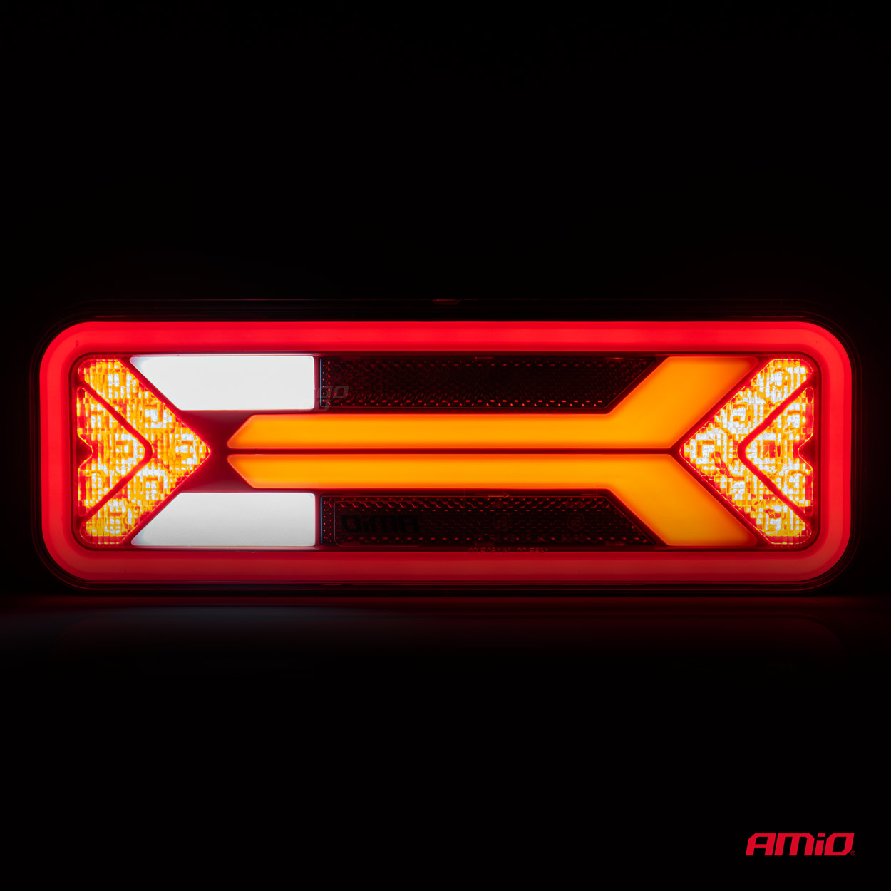 Lampa tylna zespolona LED RCL-09-R dynamiczna prawa — ujęcie 2