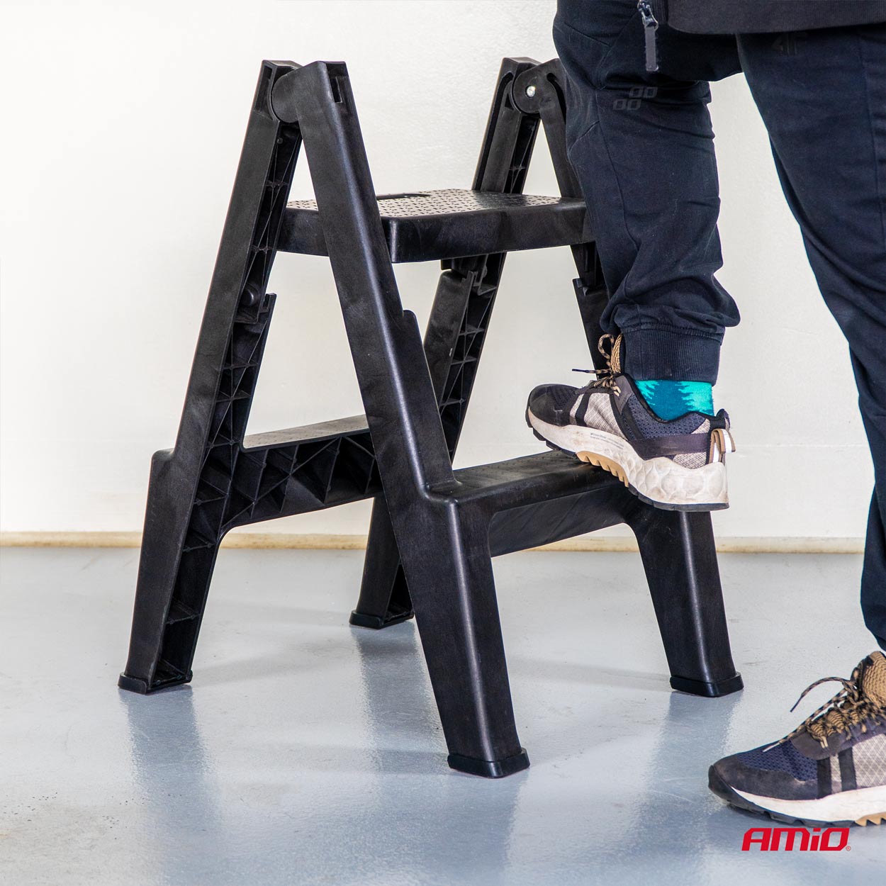 Taboret drabinkowy składany 51,5 cm 150 kg — ujęcie 4