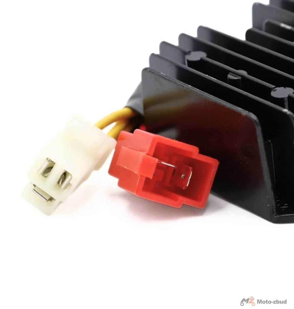 Junak 607 125 cm³ regulator napięcia "125" (2x kostka 2/3 piny) (Euro v) — ujęcie 3