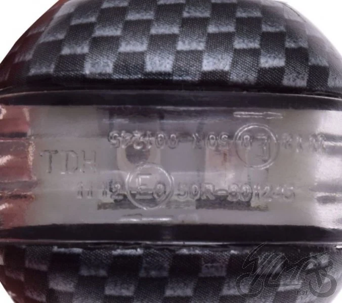 Kierunkowskazy LED carbon, biały klosz 12 V 1 W — para AM1376 — ujęcie 4