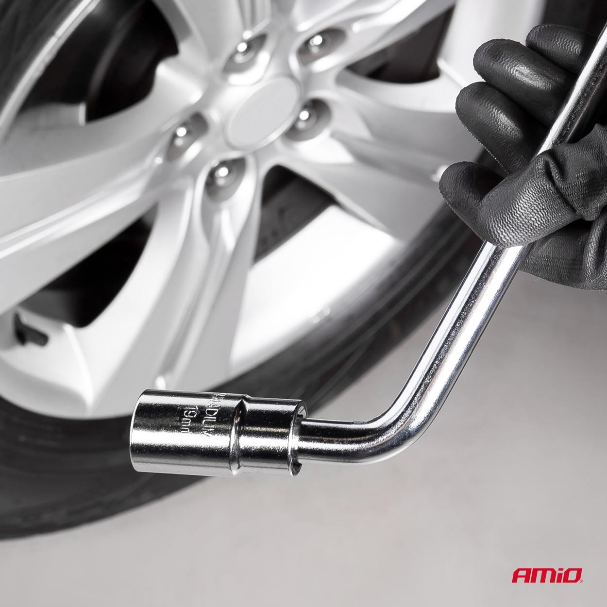Klucz do kół teleskopowy TWW 17 mm 19 mm 21 mm 23 mm — ujęcie 2
