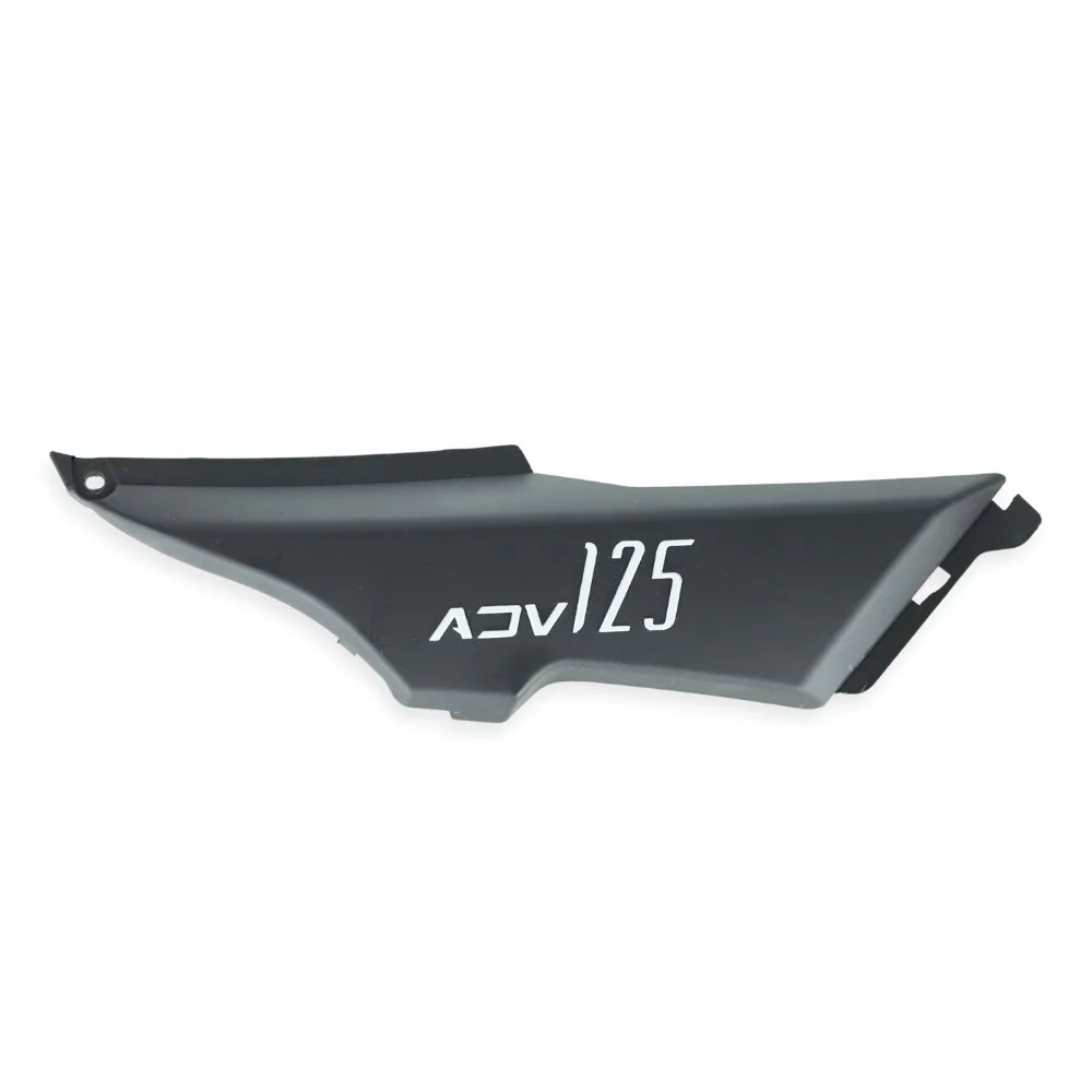 Junak ADV125 osłona boczna prawa czarny mat (z nalepką) — ujęcie 2