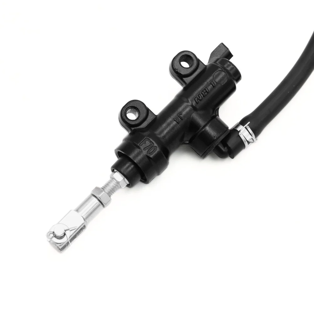 Junak 907 pompa hamulca hydraulicznego tył kpl. (ze zbiorniczkiem) — ujęcie 2