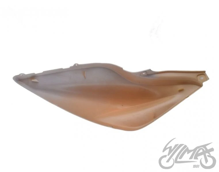 Osłona pod siedzeniem lewa do Yamahy Aerox 50 — Yamaha Aerox 50 — ujęcie 3