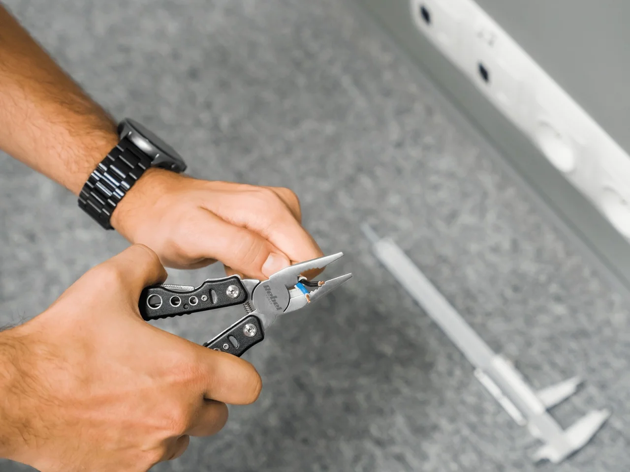 Narzędzie wielofunkcyjne (multitool) REBEL — ujęcie 6