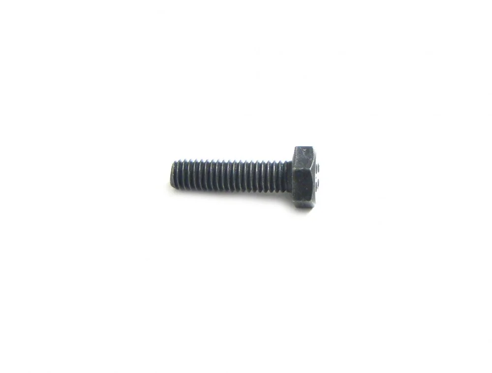 Śruba M6 × 22 (8.8)