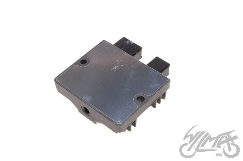 Regulator napięcia do Hondy CBF600 N9 2009 — ujęcie 2
