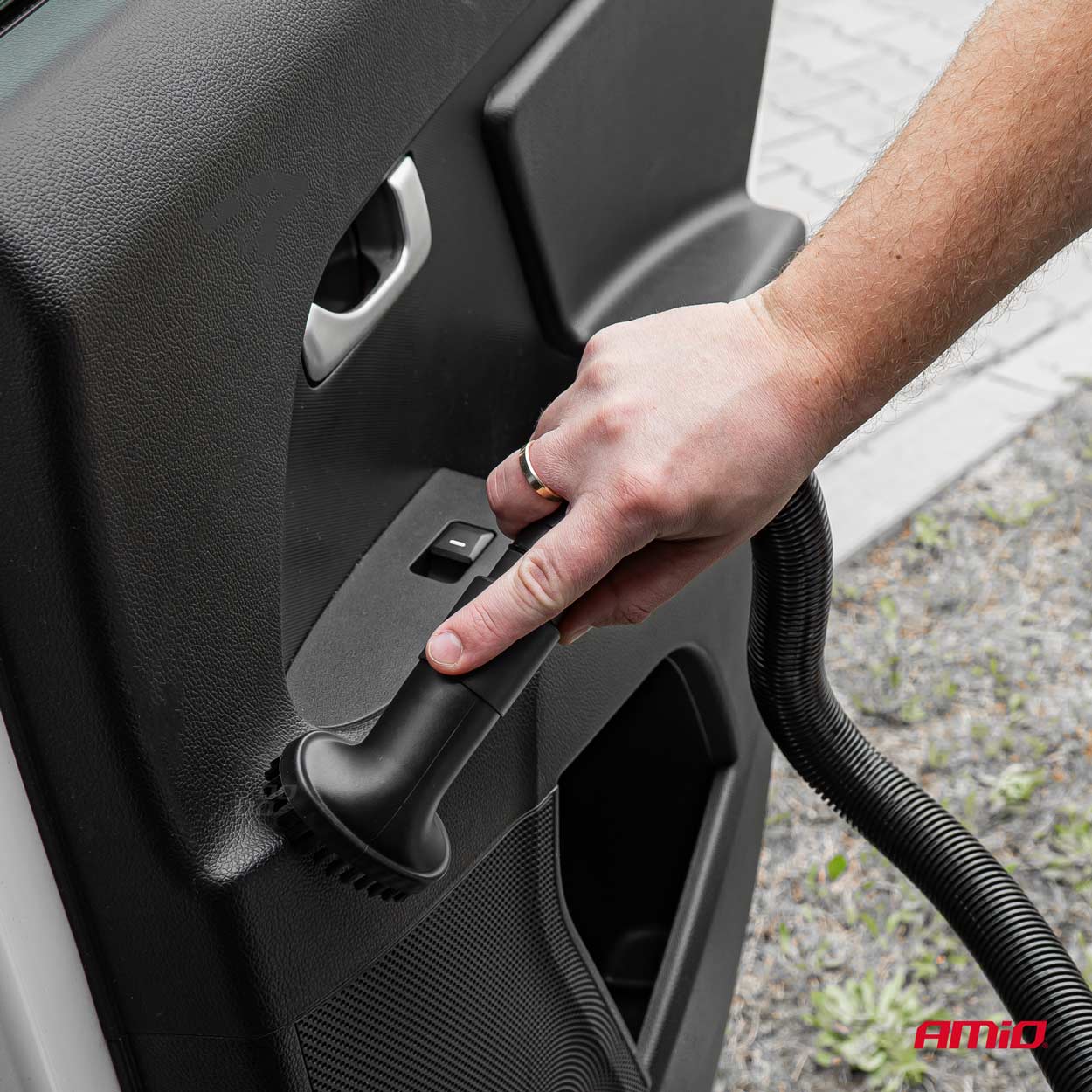 Odkurzacz samochodowy 12 V 60 W HEPA 5kPa — ujęcie 4