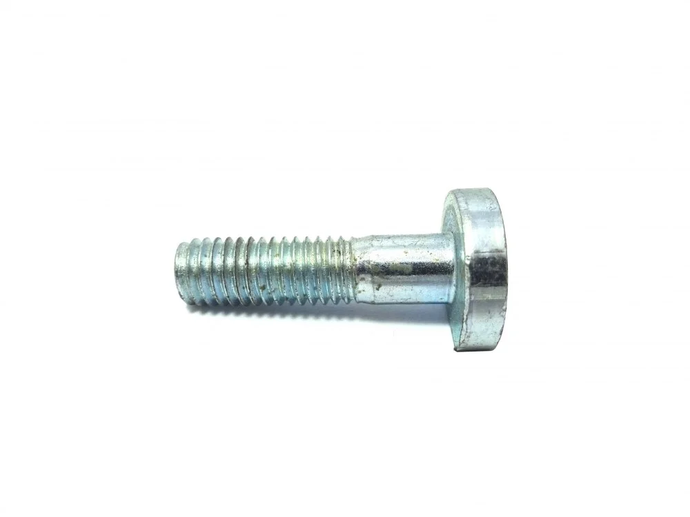 Junak 901/902 śruba M8 × 32 (specjalna) mocowania zębatki napędowej tył — ujęcie 2