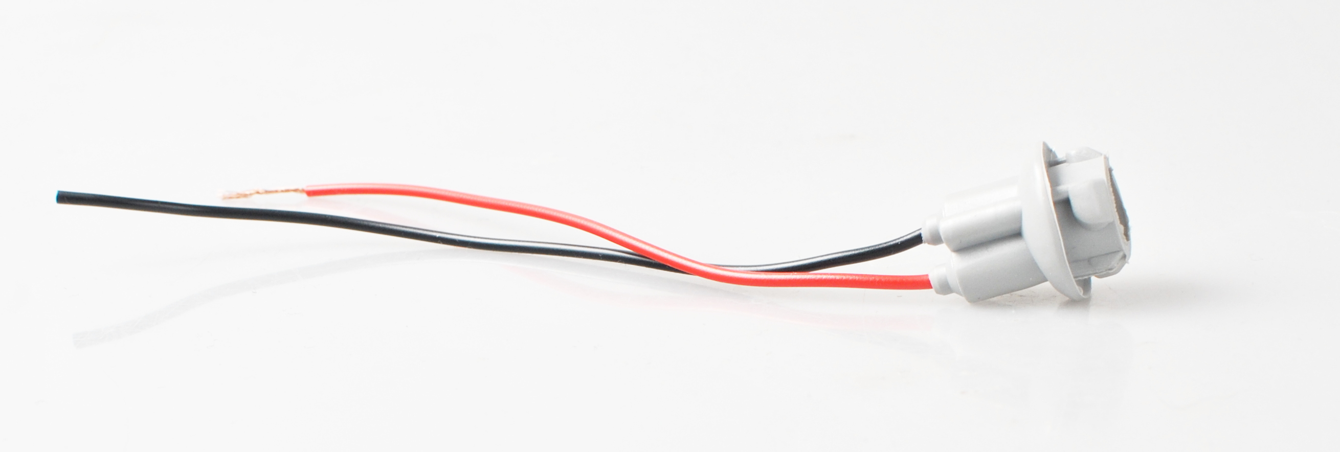 Gniazdo żarówki T10 M-Tech GN002 — ujęcie 2