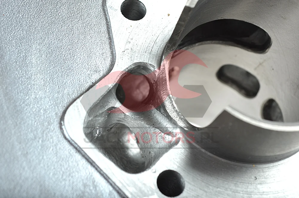 Cylinder Simson 70/6/3 racing MK2 + tłok keystone / Barikit kpl. · tłok Barikit 1P — ujęcie 2