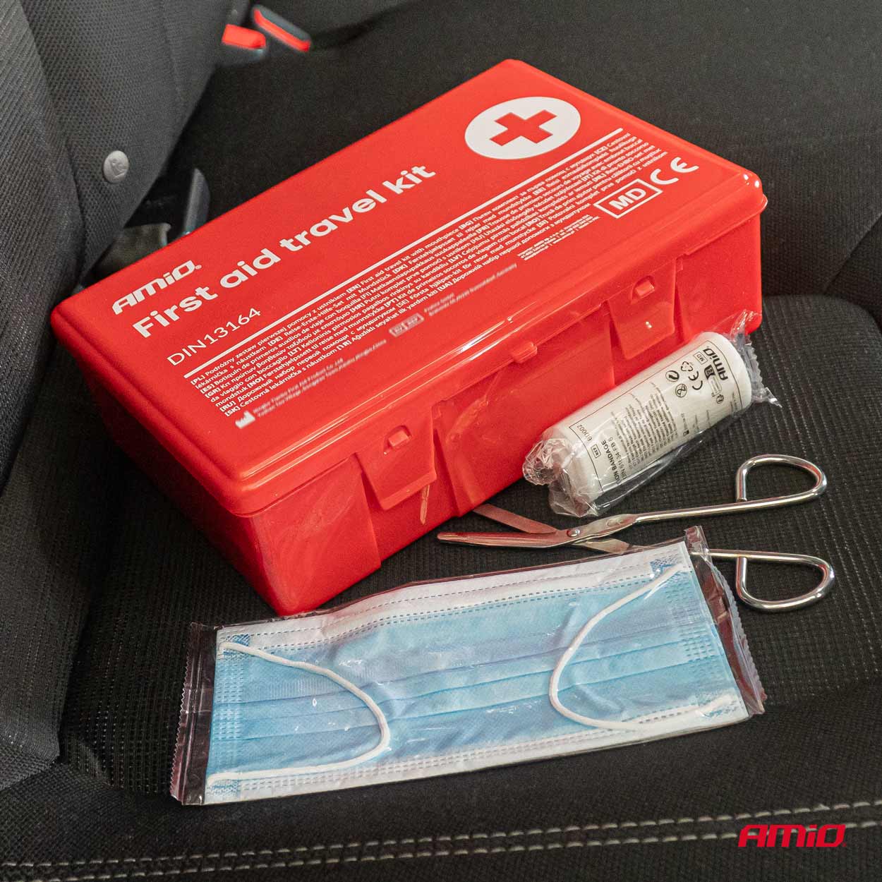 Apteczka samochodowa w pudełku plastikowym DIN13164 — ujęcie 2