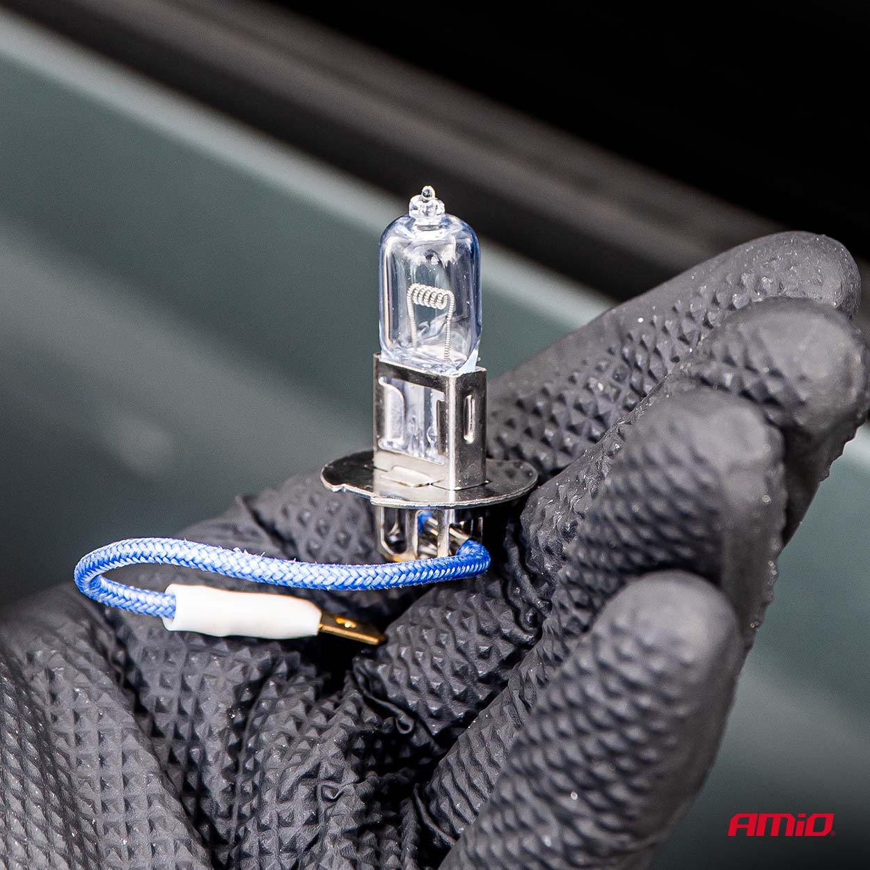 Żarówka halogenowa H3 24 V 70 W PK22s — ujęcie 3