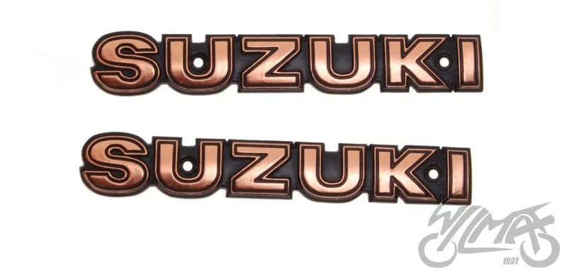Emblemat zbiornika paliwa do Suzuki GN125 — ujęcie 3
